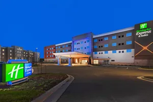 Image of Holiday Inn Express & Suites - Lenexa - Overland Park Area by IHG