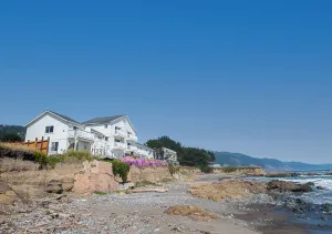 Image of Black Sands Inn