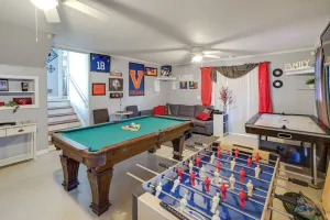 Image of 2 Mi to Downtown Columbia: Home w/ Theater Room!