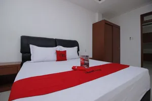 Image of RedDoorz Premium near Stasiun Lenteng Agung