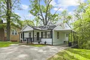 Image of 21st Street Evergreen Charm