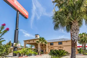 Image of Econo Lodge Inn & Suites Corpus Christi