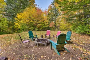 Image of Pet-Friendly Gilford Home 3 Mi to Gunstock and Lake