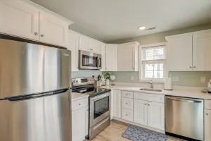 Image of Wildwood Condo with Pool Access - Walk to Beach