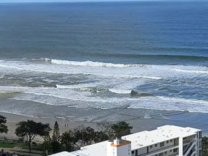 Image of Stay in the heart of Surfers