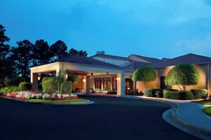 Image of Courtyard by Marriott Savannah Midtown