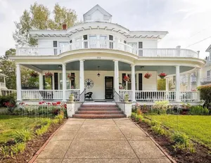 Image of The Edenton Collection-Captain's Quarters Inn