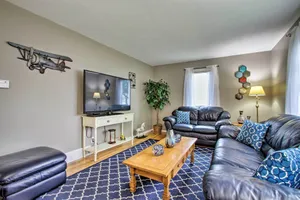 Image of Rochester House with Yard - 5 Minutes to Mayo Clinic