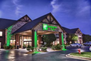 Image of Holiday Inn St. Paul Northeast - Lake Elmo, an IHG Hotel