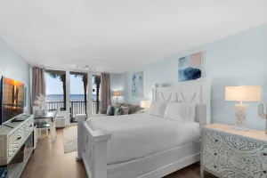 Image of Sandestin Bayfront Studio with balcony and breathtaking views