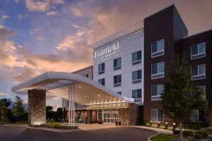 Image of Fairfield Inn & Suites by Marriott Cleveland Tiedeman Road