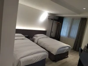 Image of RF Hotel - Zhongxiao