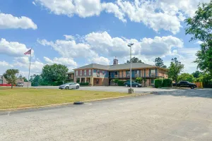 Image of Louisville Inn by OYO Louisville Municipal Airport