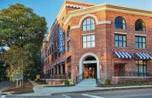 Image of Graduate by Hilton Oxford