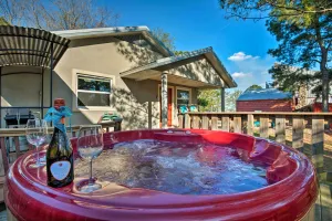 Image of Broken Bow Cottage with Deck, Hot Tub and Fire Pit!