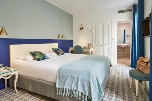 Image of Hotel Etoile Saint Ferdinand by Happyculture