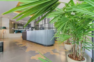 Image of Coral Trade e Eventos prox a Pucrs, Araujo Vianna