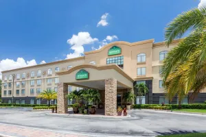 Image of Wingate by Wyndham, Universal Studios - Free Theme Park Shuttle