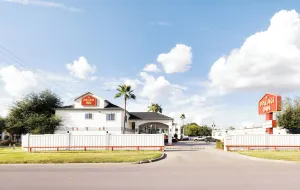 Image of Palace Inn I10East & John Ralston
