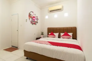 Image of SUPER OYO 356 Titipapan Residence