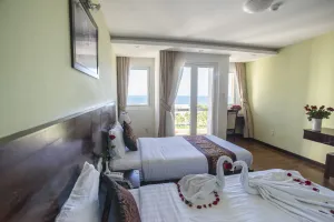 Image of Dragon Sea Hotel