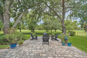 Image of Crystal River Gem Near Three Sisters Springs!