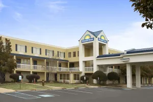 Image of Days Inn by Wyndham Chattanooga/Hamilton Place