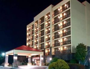 Image of Vista Suites Pigeon Forge, SureStay Collection by BW