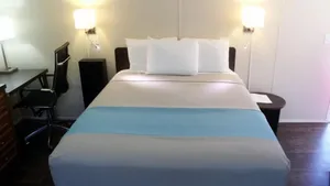 Image of Shale Lodge Pleasanton