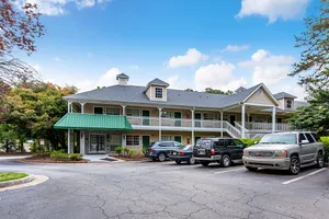 Image of HomeTowne Studios by Red Roof Atlanta – Lawrenceville