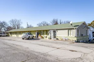 Image of Economy Hotel Okmulgee