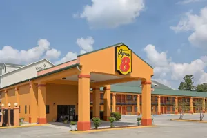 Image of Super 8 by Wyndham Covington