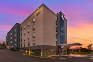 Image of Comfort Inn & Suites Nashville