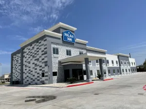 Image of Palace Inn Blue Houston East Beltway 8