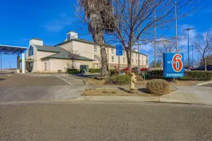 Image of Motel 6-Lemoore, CA