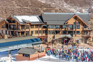 Image of Hayden Lodge 2203