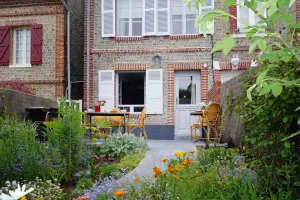 Image of Charming holiday home near the sea