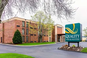 Image of Quality Inn & Suites Arden Hills - Saint Paul North