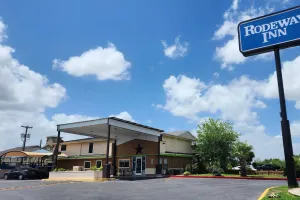 Image of Rodeway Inn San Antonio Lackland AFB - SeaWorld