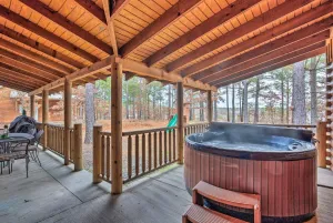 Image of Broken Bow Cabin w/ Hot Tub & Deck - 4 Mi to Lake!
