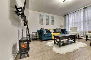 Image of Walk to Downtown Albany Ten Broeck Triangle Apt!