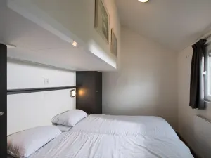 Image of Beautiful Lodge at the Lake and Beach