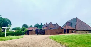 Image of Stunning Estate Sleeps 22 Private Parking & Garden