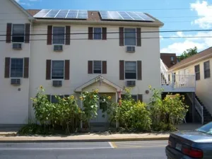 Image of Summer Place Hotel