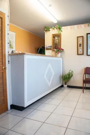 Image of Nassau Holiday Motel