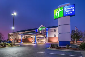 Image of Holiday Inn Express Hotel & Suites Lonoke I-40 by IHG