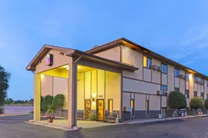 Image of Super 8 by Wyndham Colorado Springs Peterson Space Force