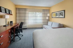 Image of Courtyard by Marriott Mt. Laurel