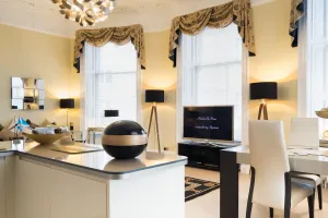 Image of Marks At The Manor Luxury Riverside Apartments - Sleeps up to 4, with Parking and Sky TV