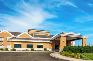 Image of Comfort Inn & Suites